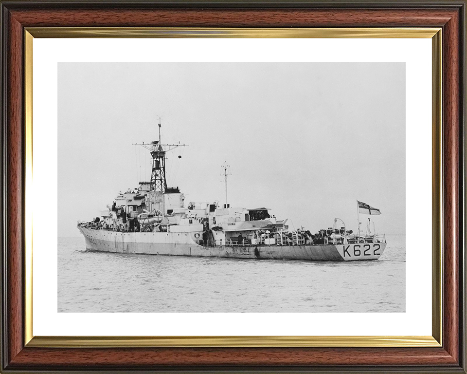 HMS Burghead Bay (K622) (F622) Royal Navy Bay Class Frigate Port Side Photo Print Wall Art Decor Posters, Prints, & Visual Artwork Hampshire Prints 10 x 8 Classic Frame Yes