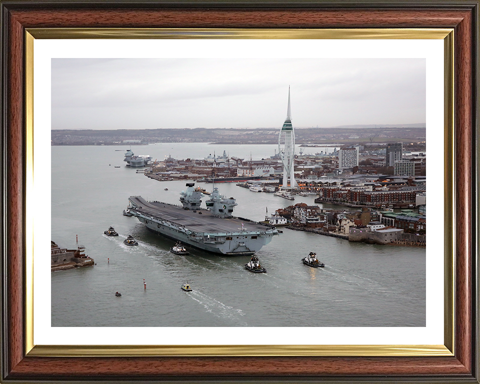HMS Queen Elizabeth R08 | Photo Print | Framed Print | Queen Elizabeth Class | Aircraft Carrier | Royal Navy Hampshire Prints