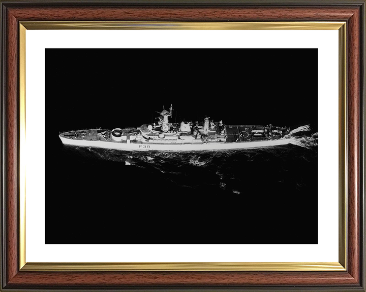 HMS Arethusa (F38) Royal Navy Leander Class Frigate From Above Photo Print Wall Art Decor Posters, Prints, & Visual Artwork Hampshire Prints 10 x 8 Classic Frame Yes
