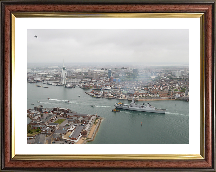 HMS Diamond (D34) Royal Navy Type 45 Destroyer Entering Portsmouth 2012 Photo Print Wall Art Decor Posters, Prints, & Visual Artwork Hampshire Prints 10 x 8 Classic Frame Yes