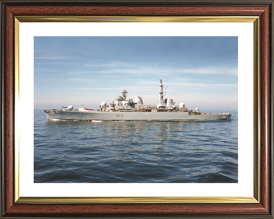 HMS Bristol (D23) Royal Navy Type 82 Destroyer Port Beam View Photo Print Wall Art Decor Posters, Prints, & Visual Artwork Hampshire Prints 10 x 8 Classic Frame Yes