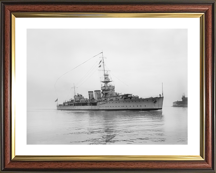 HMS Cardiff (D58) Royal Navy C Class Light Cruiser Starboard View Photo Print Wall Art Decor Posters, Prints, & Visual Artwork Hampshire Prints 10 x 8 Classic Frame Yes