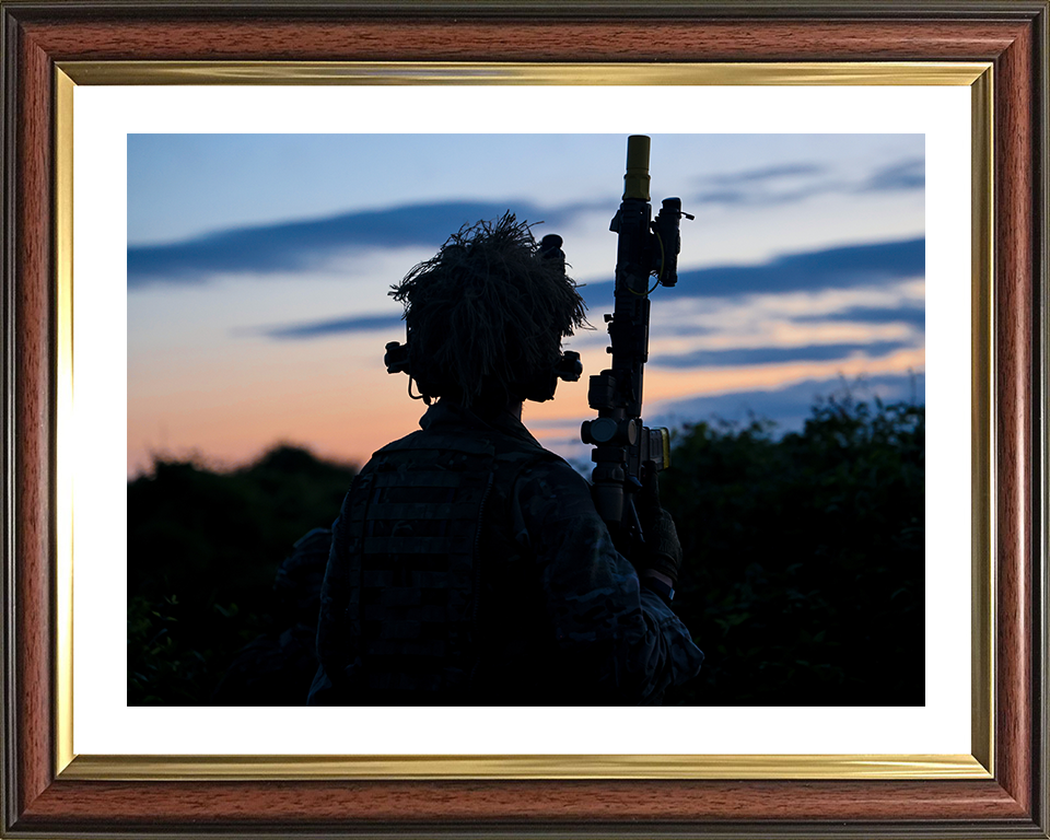 Royal Marines Sunset Silhouette - 40 Commando Hampshire Prints 10 x 8 Classic Frame Yes
