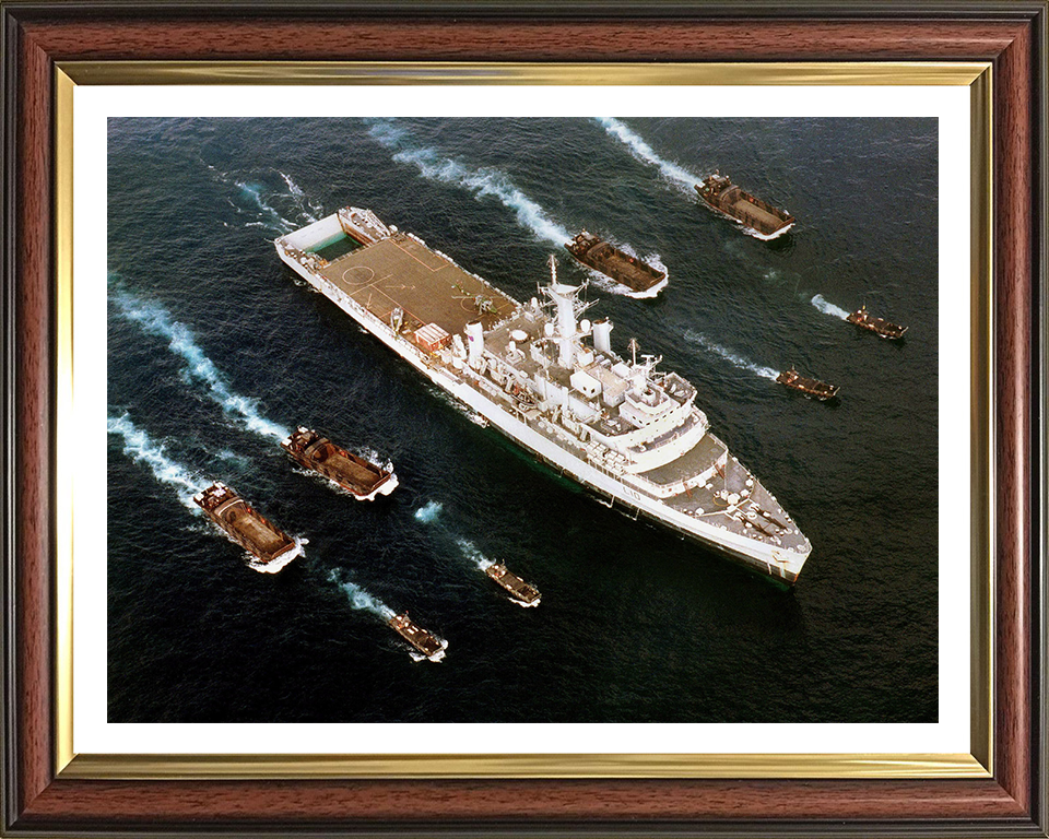 HMS Fearless L10 Royal Navy Fearless class amphibious ship Photo Print or Framed Print - Hampshire Prints