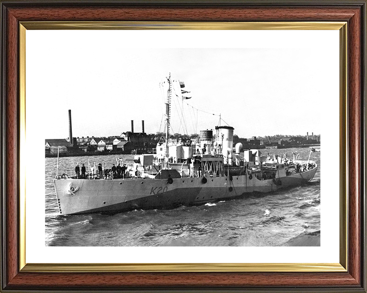 HMS Starwort (K20) Photo Print - At Sea 1942 - Royal Navy Flower Class Corvette Posters, Prints, & Visual Artwork Hampshire Prints 10 x 8 Classic Frame Yes