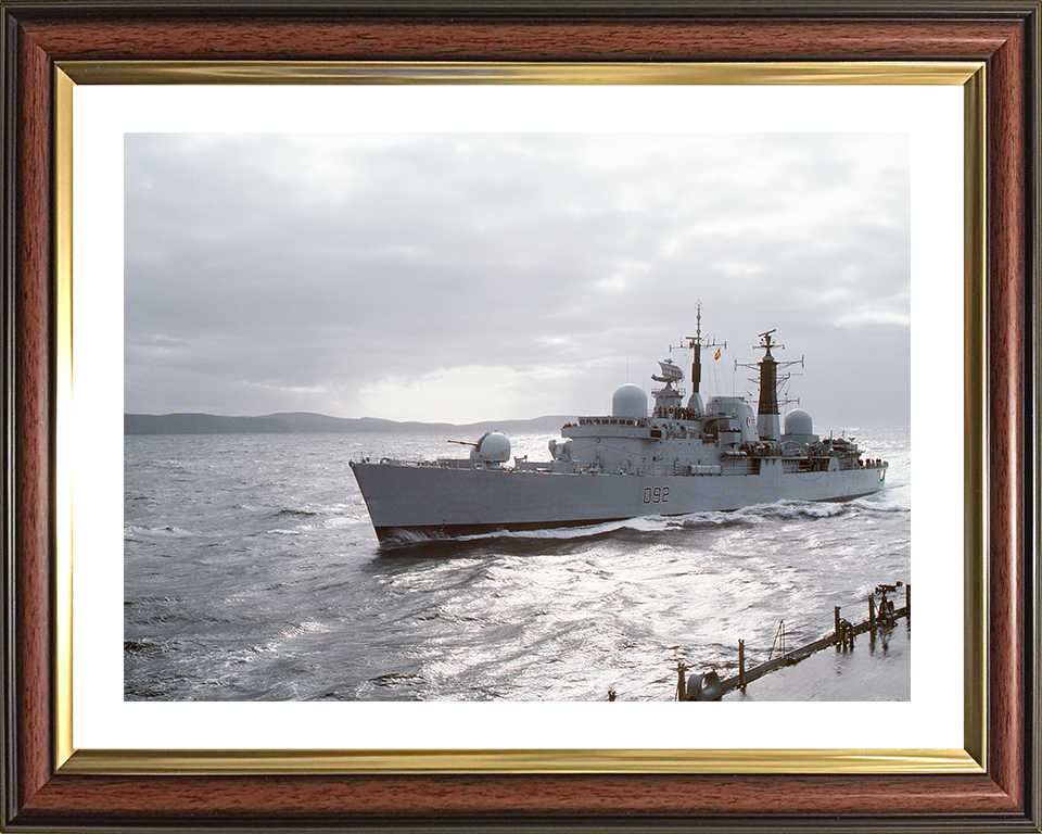 HMS Liverpool (D92) Photo Print - At Sea 1986 - Royal Navy Type 42 Destroyer Hampshire Prints 10 x 8 Classic Frame Yes