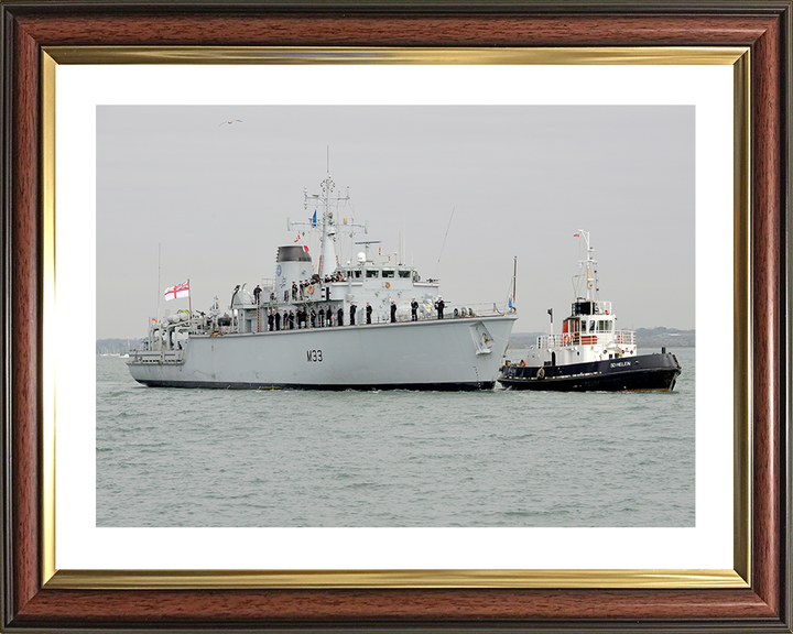 HMS Brocklesby (M33) Photo Print - Returns to Portsmouth 2014 - Royal Navy Hunt Class Mine Warfare Vessel Posters, Prints, & Visual Artwork Hampshire Prints 10 x 8 Classic Frame Yes