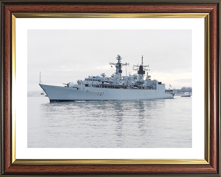 HMS Chatham (F87) Royal Navy Type 22 Frigate Leaving Harbour Photo Print Wall Art Decor Posters, Prints, & Visual Artwork Hampshire Prints 10 x 8 Classic Frame Yes