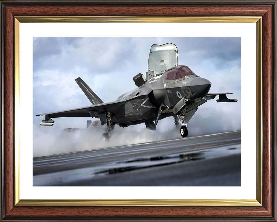 F-35 Lightening Jet Taking Off 2025 Photo Print - Royal Navy Aircraft Hampshire Prints 10 x 8 Classic Frame Yes