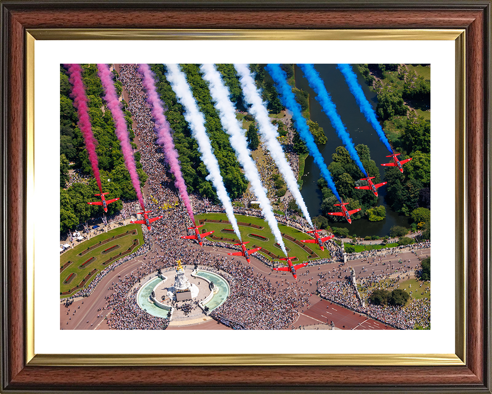 RAF Red Arrows Over Buckingham Palace 2025 Photo Print - Royal Air Force Aircraft Hampshire Prints 10 x 8 Classic Frame Yes