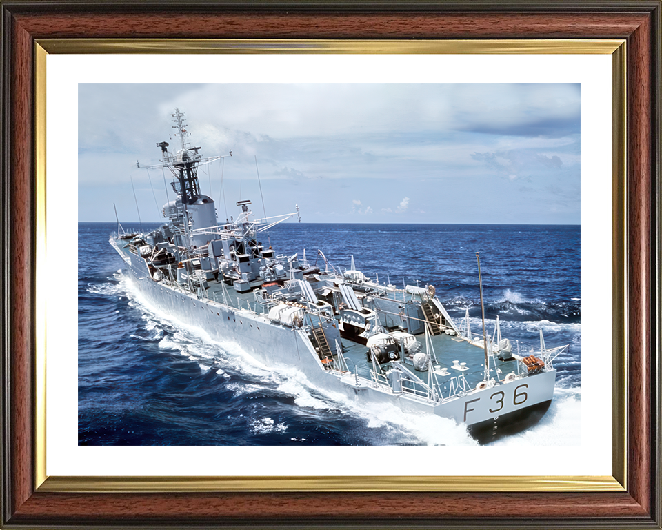 HMS Whitby (F36) Photo Print - Stern View 1970s - Royal Navy Whitby Class Frigate Hampshire Prints 10 x 8 Classic Frame Yes