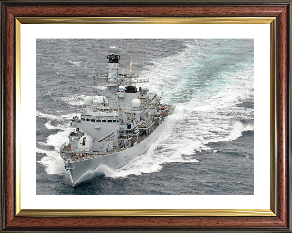 HMS Argyll (F231) Royal Navy Type 23 Frigate Underway 2014 Wall Art Photo Print Naval Decor Posters, Prints, & Visual Artwork Hampshire Prints 10 x 8 Classic Frame Yes