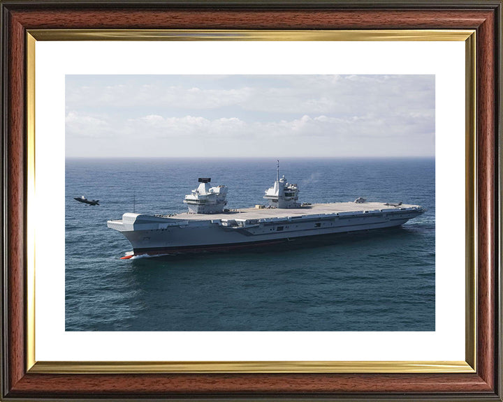HMS Queen Elizabeth R08 | Photo Print | Framed Print | Queen Elizabeth Class | Aircraft Carrier | Royal Navy Hampshire Prints