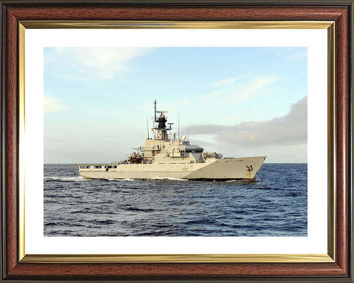 HMS Clyde (P257) Royal Navy River Class Patrol Vessel Starboard Beam View Photo Print Wall Art Decor Posters, Prints, & Visual Artwork Hampshire Prints 10 x 8 Classic Frame Yes