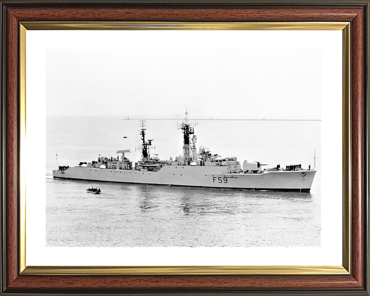 HMS Chichester (F59) Royal Navy Salisbury Class Frigate Starboard View Photo Print Wall Art Decor Posters, Prints, & Visual Artwork Hampshire Prints 10 x 8 Classic Frame Yes
