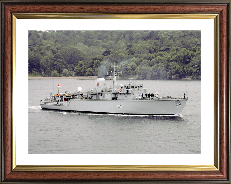 HMS Berkeley (M40) Royal Navy Hunt Class Mine Warfare Vessel Plymouth Sound Photo Print Wall Art Decor Posters, Prints, & Visual Artwork Hampshire Prints 10 x 8 Classic Frame Yes