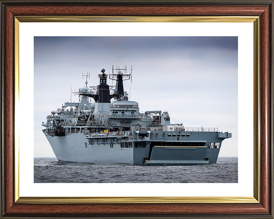 HMS Albion (L14) Royal Navy Albion Class Amphibious Ship Port Quarter View Photo Print Wall Art Naval Decor Posters, Prints, & Visual Artwork Hampshire Prints 10 x 8 Classic Frame Yes