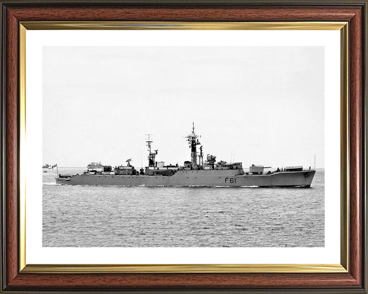 HMS Llandaff F61 | Photo Print | Framed Print | Salisbury Class | Frigate | Royal Navy Hampshire Prints