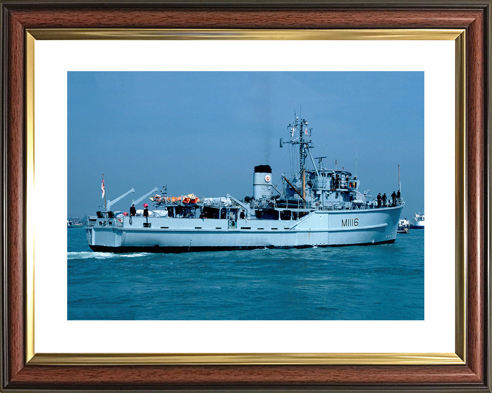 HMS Wilton M1116 | Photo Print | Framed Print | Ton Class | Minesweeper | Royal Navy Hampshire Prints