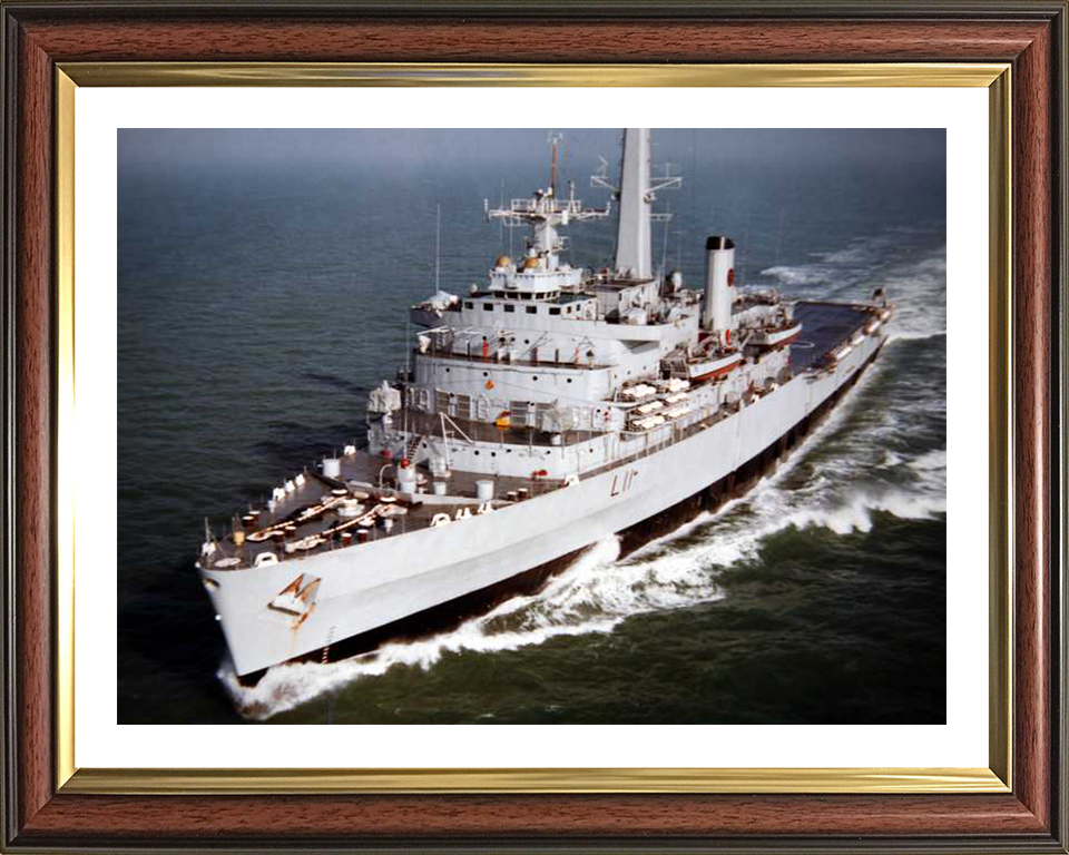 HMS Intrepid (L11) Photo Print - Port Bow View - Royal Navy Fearless Class Amphibious Ship Hampshire Prints 10 x 8 Classic Frame Yes