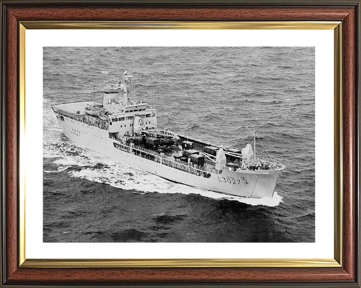 RFA Sir Geraint (L3027) Photo Print - Starboard Bow View - Royal Fleet Auxiliary Round Table Class Ship Hampshire Prints 10 x 8 Classic Frame Yes