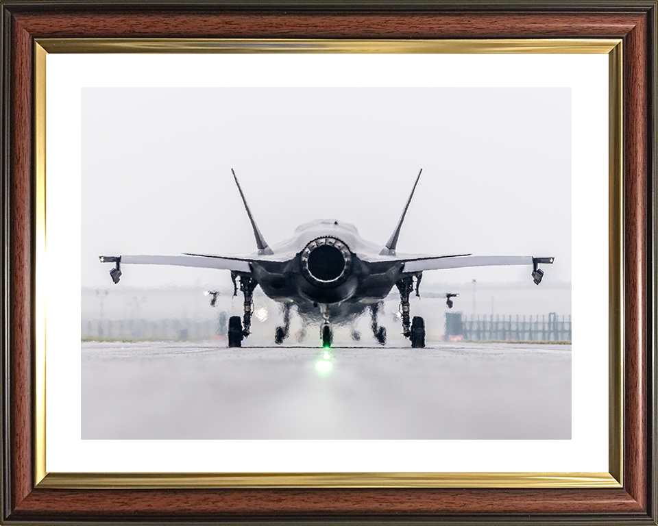 RAF F-35B Lightning Takeoff Rear View Royal Air Force Aircraft Photo Print Wall Art Aviation Decor UK Posters, Prints, & Visual Artwork Hampshire Prints 10 x 8 Classic Frame Yes
