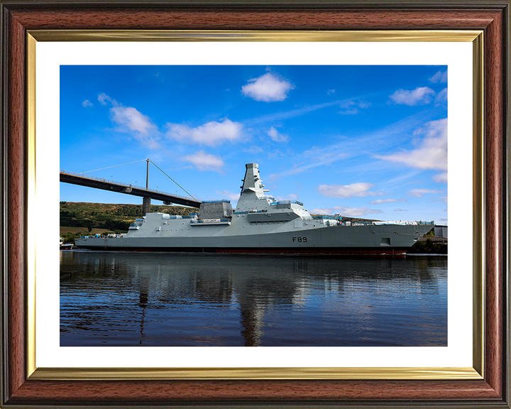 HMS Cardiff (F89) Photo Print - Under Tow Starboard View - Royal Navy Type 26 Frigate Hampshire Prints 10 x 8 Classic Frame Yes