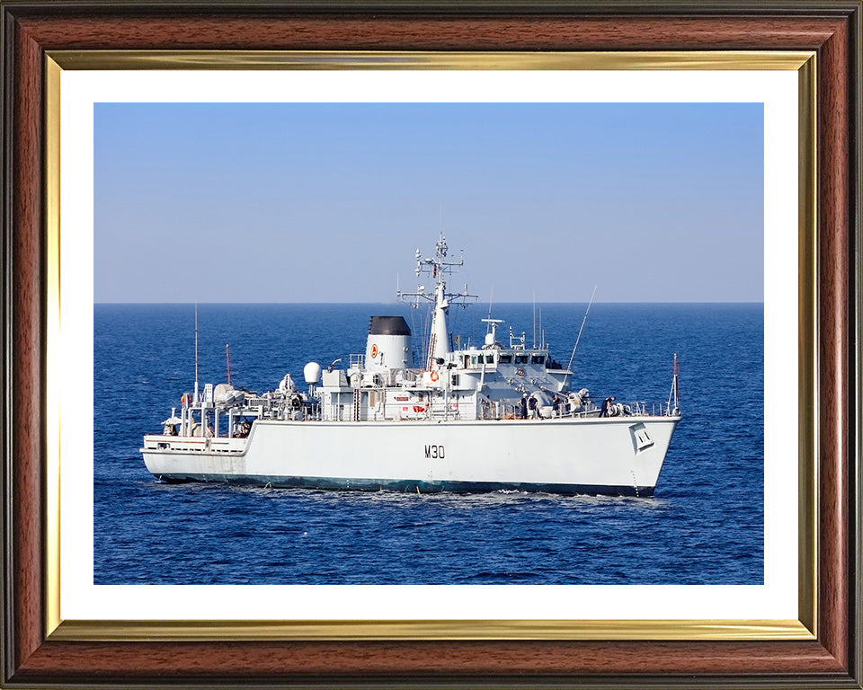 HMS Ledbury M30 | Photo Print | Framed Print | Hunt Class | Minesweeper | Royal Navy Hampshire Prints