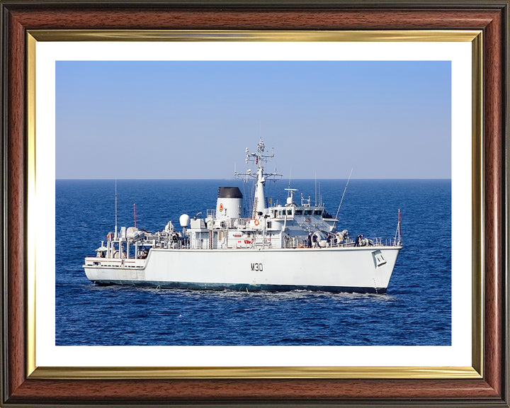 HMS Ledbury M30 | Photo Print | Framed Print | Hunt Class | Minesweeper | Royal Navy Hampshire Prints