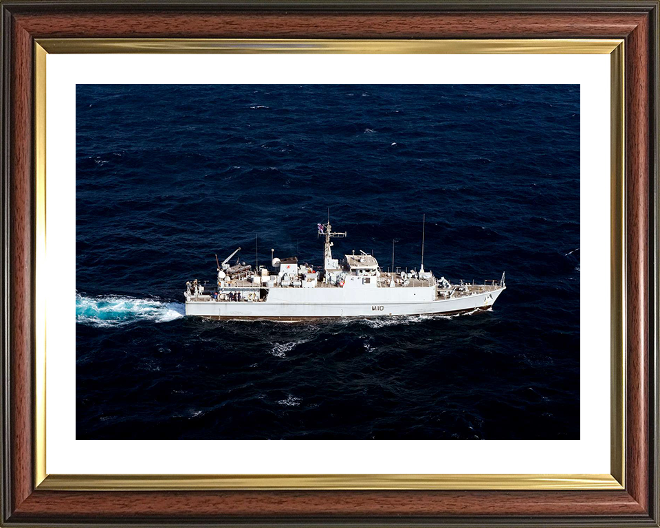 HMS Ramsey (M110) Photo Print - High Starboard View - Royal Navy Sandown Class Minehunter Hampshire Prints 10 x 8 Classic Frame Yes