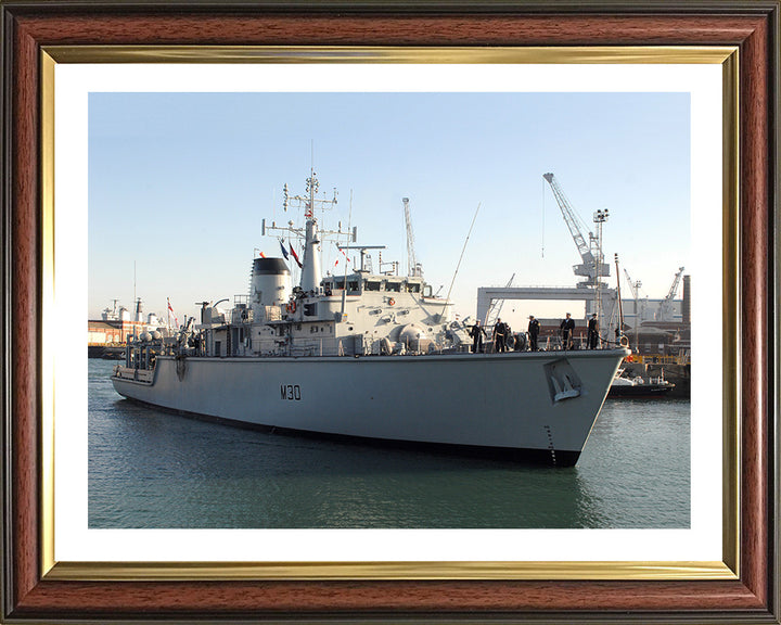 HMS Ledbury M30 | Photo Print | Framed Print | Hunt Class | Minesweeper | Royal Navy Hampshire Prints