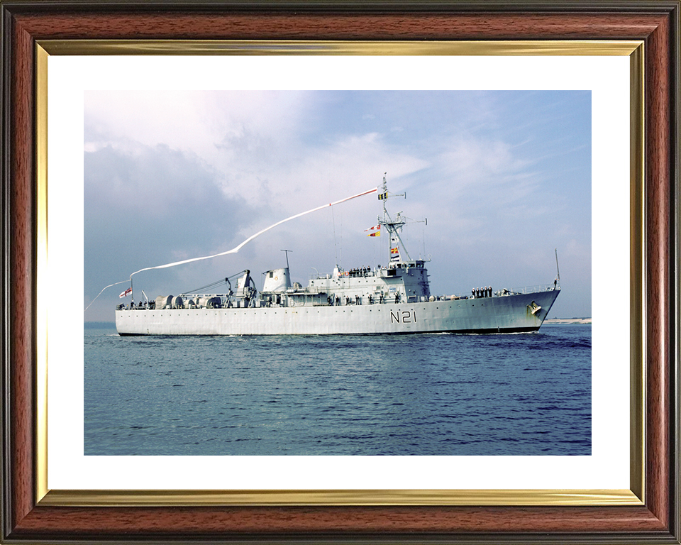HMS Abdiel (N21) Royal Navy Abdiel Class Minelayer Photo Print Paying Off Warship Wall Art Posters, Prints, & Visual Artwork Hampshire Prints 10 x 8 Classic Frame Yes
