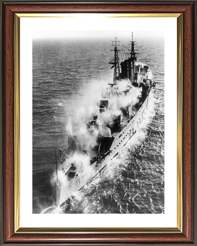 HMS Cumberland (57) Royal Navy County Class Cruiser Pre Wetting Photo Print Wall Art Decor Posters, Prints, & Visual Artwork Hampshire Prints 10 x 8 Classic Frame Yes