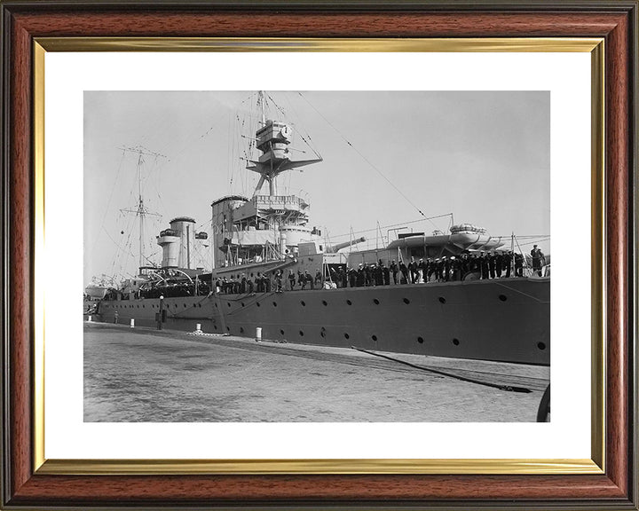 HMS Raleigh 96 (1919) | Photo Print | Framed Print | Hawkins Class | Cruiser | Royal Navy Hampshire Prints