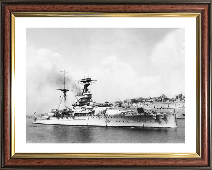 HMS Ramillies (07) Photo Print - Underway - Royal Navy Revenge Class Battleship Hampshire Prints 10 x 8 Classic Frame Yes
