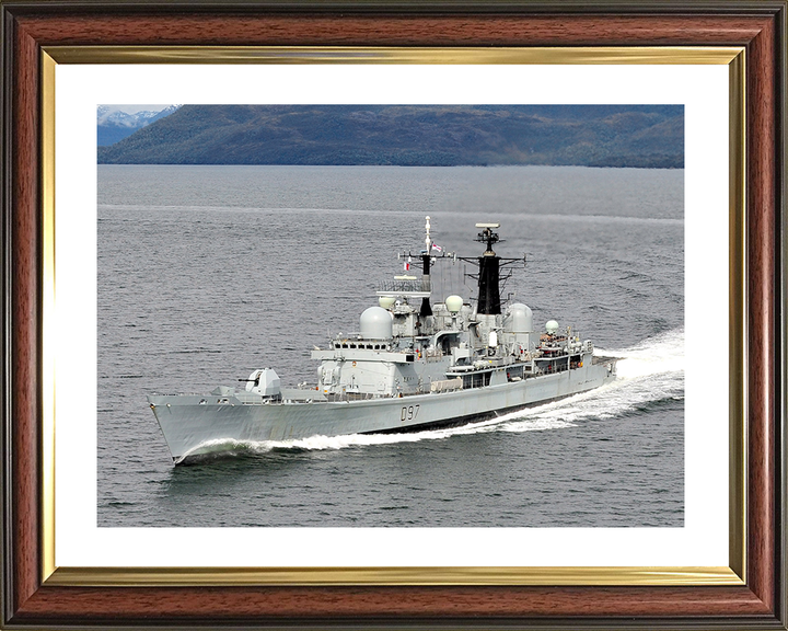 HMS Edinburgh (D97) Royal Navy Type 42 Destroyer Port Bow View Photo Print Wall Art Decor Posters, Prints, & Visual Artwork Hampshire Prints 10 x 8 Classic Frame Yes