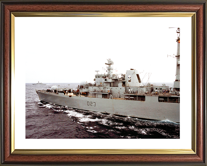HMS Bristol (D23) Royal Navy Type 82 Destroyer before a RAS Photo Print Wall Art Decor Posters, Prints, & Visual Artwork Hampshire Prints 10 x 8 Classic Frame Yes