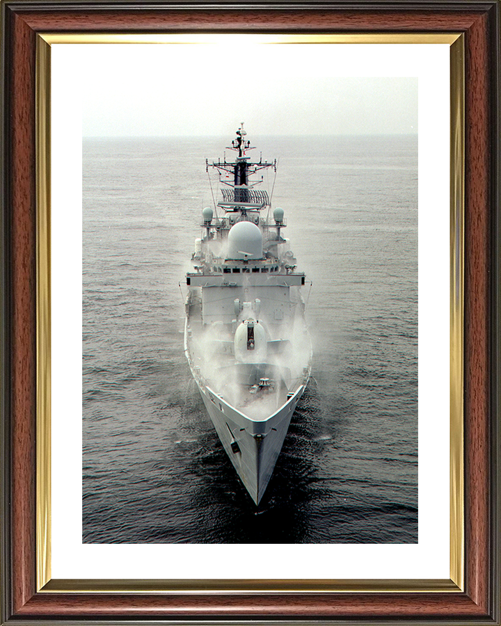 HMS Edinburgh (D97) Royal Navy Type 42 Destroyer Pre Wetting 2003 Photo Print Wall Art Decor Posters, Prints, & Visual Artwork Hampshire Prints 10 x 8 Classic Frame Yes