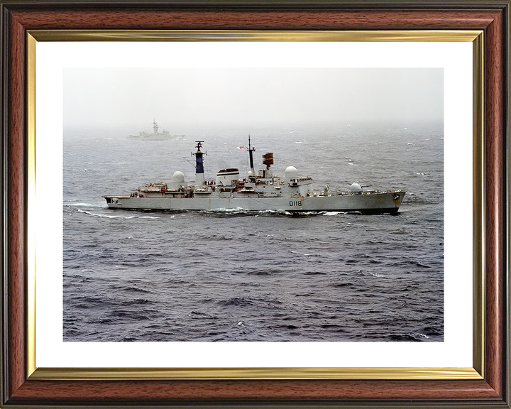 HMS Coventry (D118) Royal Navy Type 42 Destroyer Underway Photo Print Wall Art Decor Posters, Prints, & Visual Artwork Hampshire Prints 10 x 8 Classic Frame Yes