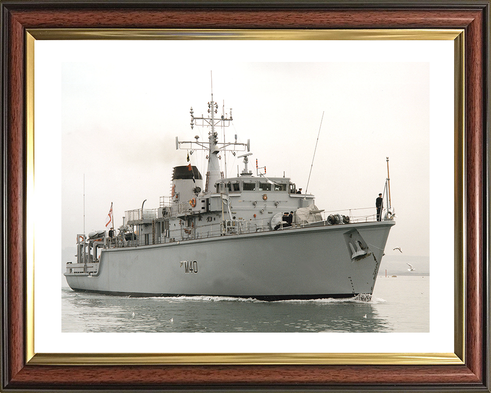 HMS Berkeley (M40) Photo Print - Entering Harbour - Royal Navy Hunt Class Mine Warfare Vessel