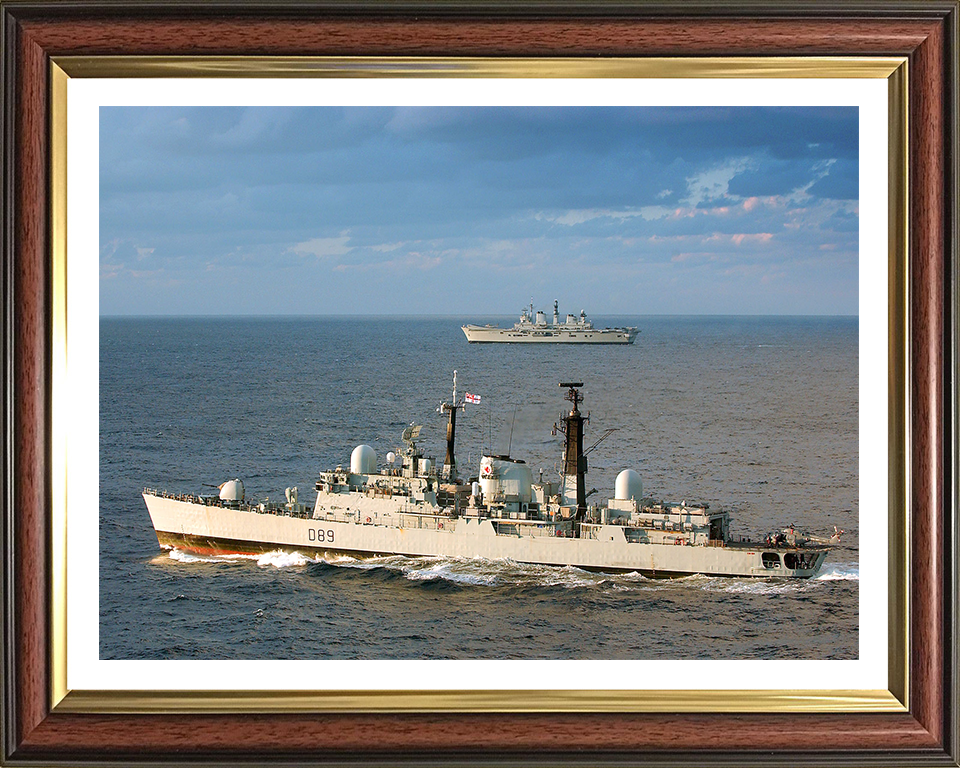 HMS Exeter (D89) Photo Print - Underway - Royal Navy Type 42 Destroyer Hampshire Prints 10 x 8 Classic Frame Yes