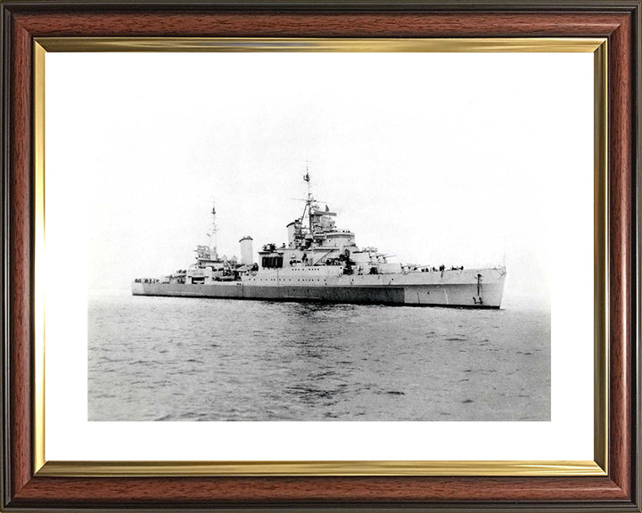HMS Sheffield C24 | Photo Print | Framed Print | Town Class | Light Cruiser | Royal Navy Hampshire Prints