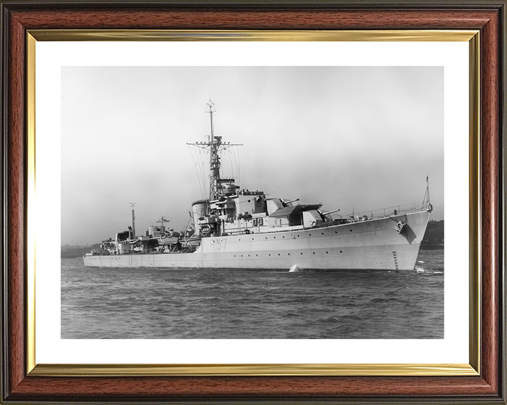 HMS Whelp (R37) Photo Print - At Sea 1944 - Royal Navy W Class Destroyer Hampshire Prints 10 x 8 Classic Frame Yes