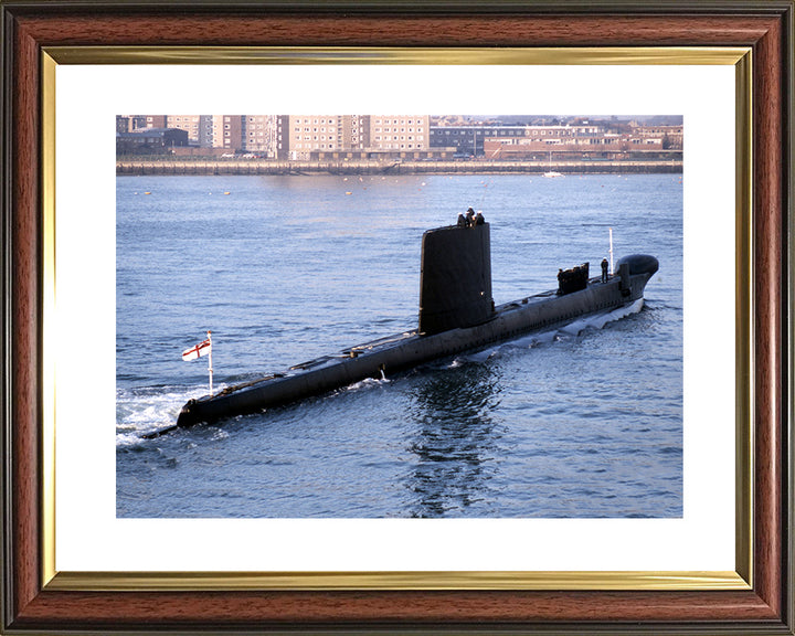 HMS Osiris S13 Royal Navy Oberon class Submarine Photo Print or Framed Print - Hampshire Prints
