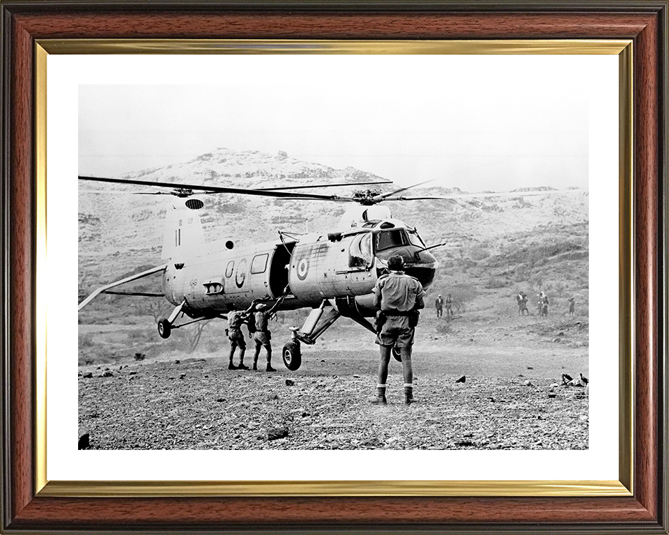 RAF Bristol Belvedere HC.1 Helicopter 26 Sqn 1962 Photo Print - Royal Air Force Aircraft Hampshire Prints 10 x 8 Classic Frame Yes