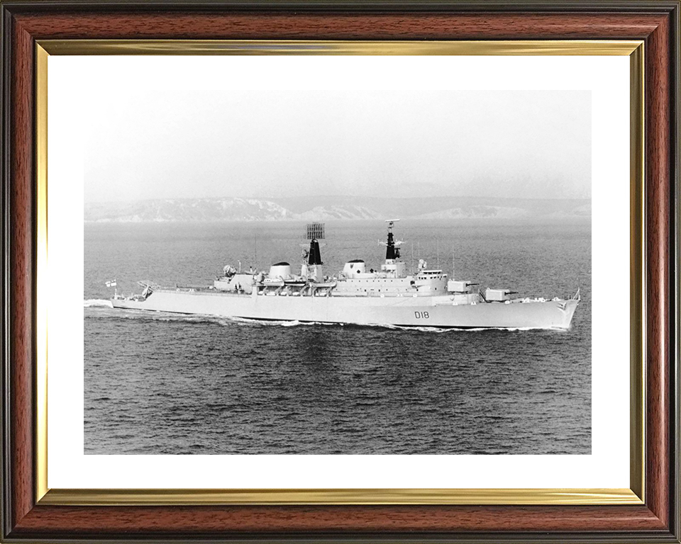 HMS Antrim (D18) Royal Navy County Class Destroyer Underway Photo Print Wall Art Decor Posters, Prints, & Visual Artwork Hampshire Prints 10 x 8 Classic Frame Yes