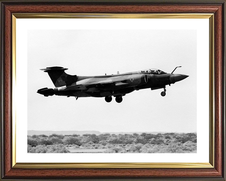 RAF Buccaneer S2B in Flight 1981 Photo Print - Royal Air Force Aircraft Posters, Prints, & Visual Artwork Hampshire Prints 10 x 8 Classic Frame Yes