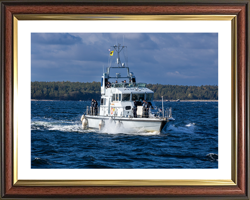 HMS Dasher (P280) Photo Print - Underway 2025 - Royal Navy Archer Class P2000 Patrol Vessel Hampshire Prints 10 x 8 Classic Frame Yes