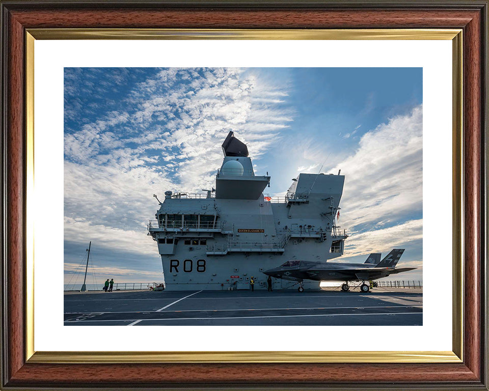 HMS Queen Elizabeth R08 Royal Navy Queen Elizabeth Class Aircraft Carrier Photo Print or Framed Print - Hampshire Prints