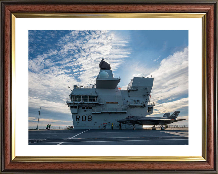 HMS Queen Elizabeth R08 | Photo Print | Framed Print | Queen Elizabeth Class | Aircraft Carrier | Royal Navy Hampshire Prints